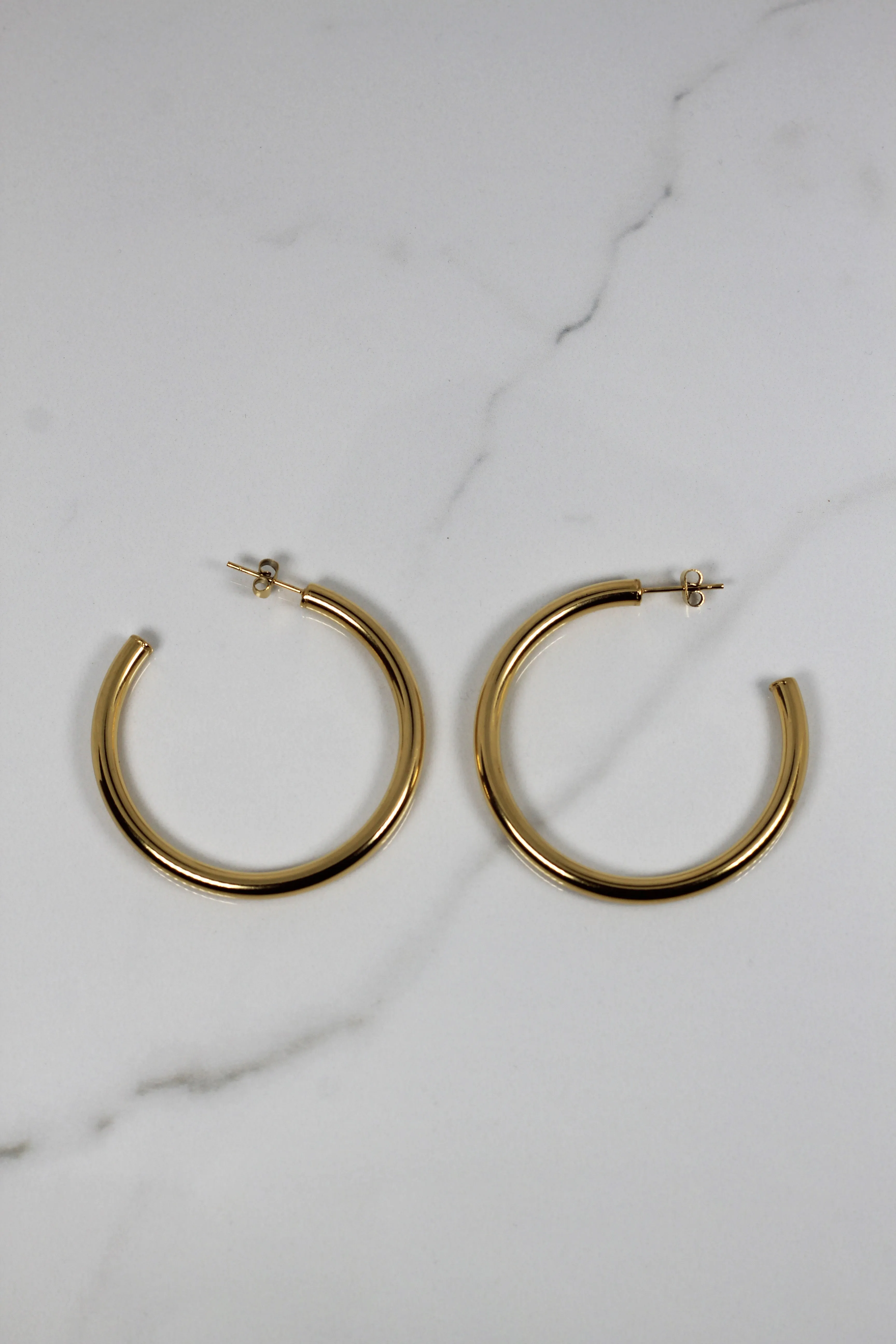 Ailey Hoop Earrings