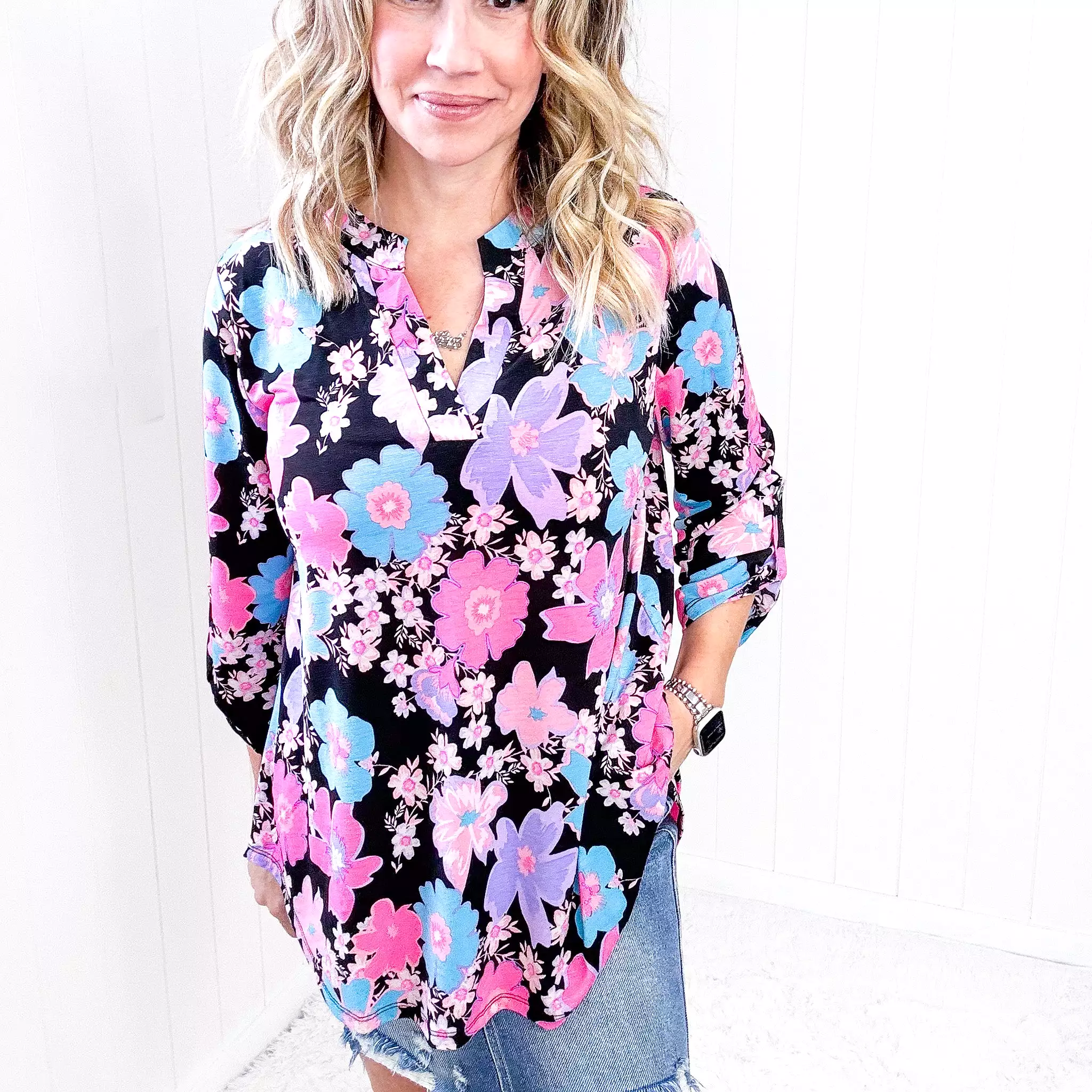 Dear Scarlett Lizzy Top in Black Bright Floral