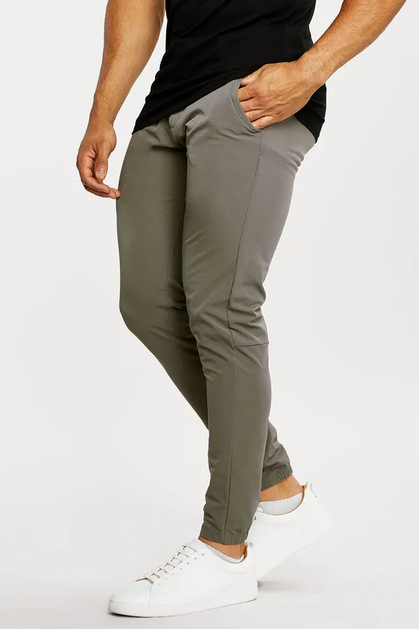 Everyday Tech Trousers in Olive