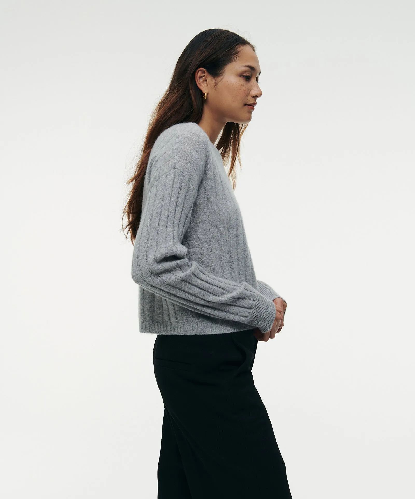 Lightweight Cashmere Ribbed Cropped Sweater