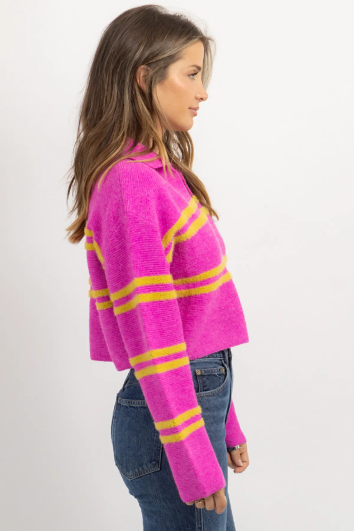 LOUIS FUCHSIA COLLARED SWEATER