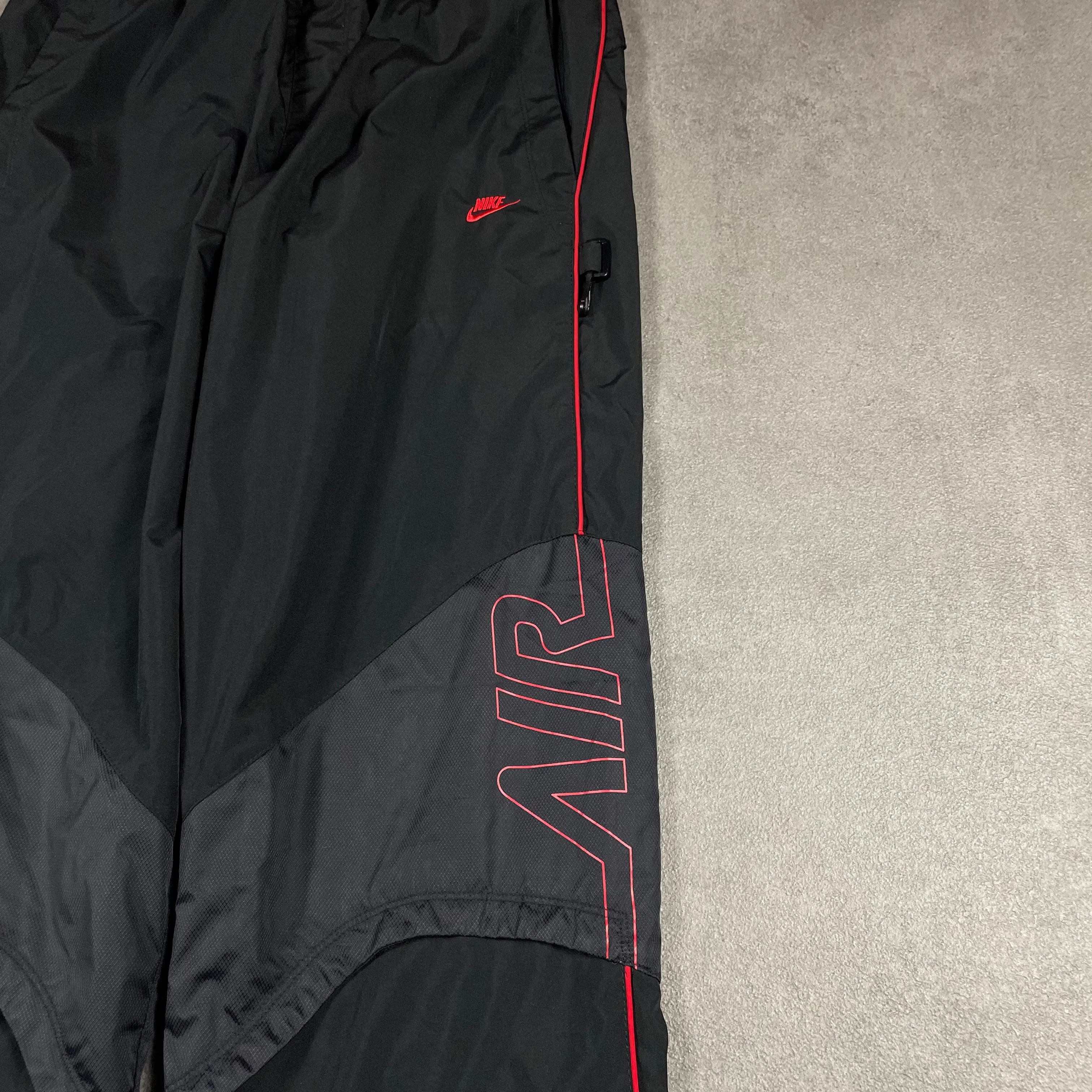 NIKE AIR TRACKPANT (